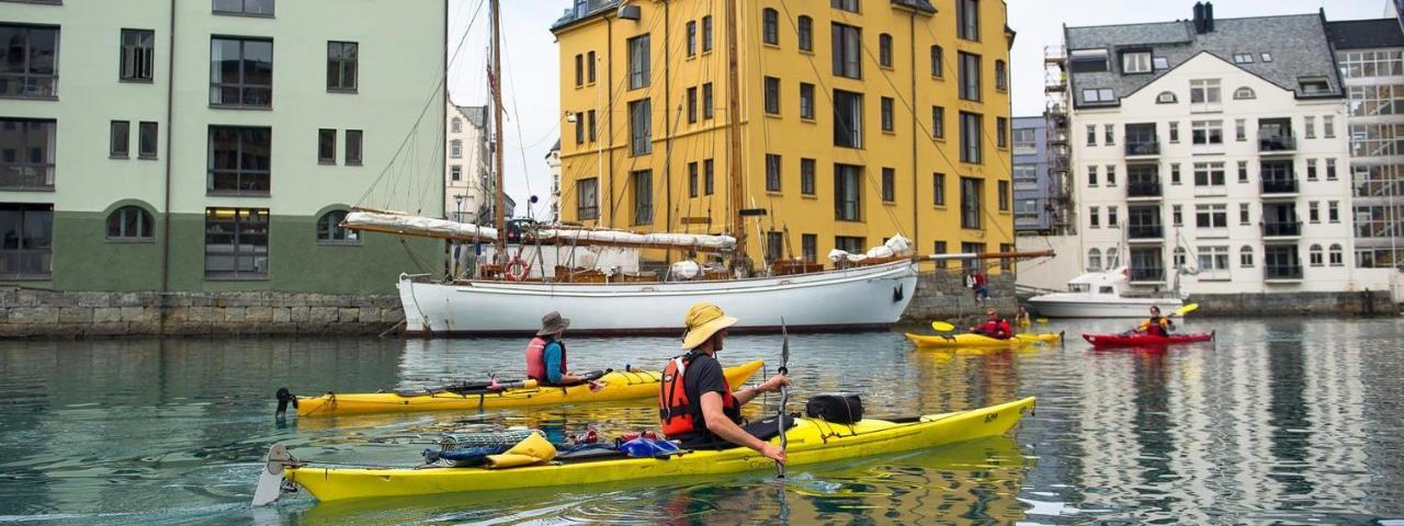 Alesund Apartment With Free Parking Esterno foto